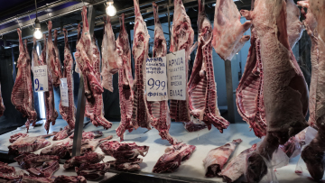 Σε ρυθμούς Πάσχα κινείται η αγορά: Στις ίδιες τιμές με πέρυσι το αρνί - Αισιοδοξία των εμπόρων για αυξημένους τζίρους	