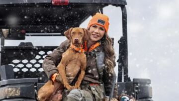 ΗΠΑ: Η πιθανή αντιπρόεδρος του Τραμπ επιμένει για τη θανάτωση σκύλου διά πυροβολισμού - «Δεν ήταν εύκολο αλλά ήταν σωστό»