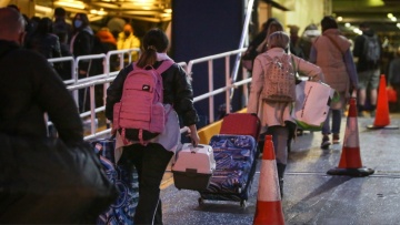 Τα χαλάει ο καιρός στους εκδρομείς - Πώς θα κάνουμε Ανάσταση και Πάσχα 