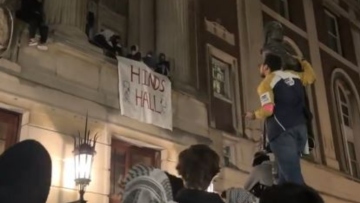 Κολούμπια: Φοιτητές κατέλαβαν κτίριο του πανεπιστημίου - Δείτε βίντεο