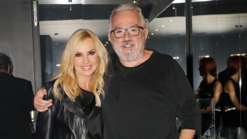 Πέγκυ Ζήνα για τον σύζυγό της: Να χαίρεστε και να αγαπάτε τον Γιώργο, όσο λατρεύουμε εμείς τον δικό μας