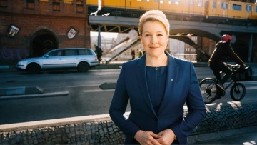 Γερμανία: Συνελήφθη 74χρονος ως δράστης επίθεσης εναντίον της Γερμανίδας πρώην δημάρχου του Βερολίνου