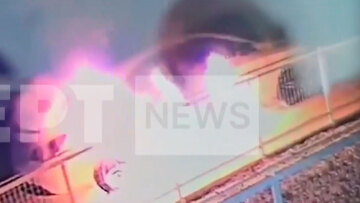 Βίντεο-ντοκουμέντο από τη στιγμή που εμπρηστής βάζει φωτιά σε αυτοκίνητο στον Λαγκαδά Θεσσαλονίκης