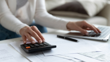 Φορολογικές δηλώσεις: Πότε εκπνέει η προθεσμία υποβολής 