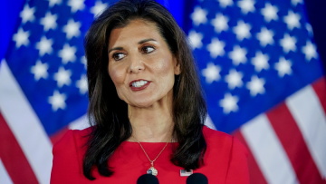 Τραμπ: Η προεκλογική εκστρατεία του εξετάζει το ενδεχόμενο η Νίκι Χέιλι να είναι υποψήφια αντιπρόεδρός του