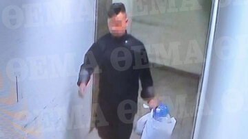 Βραυρώνα: Βίντεο ντοκουμέντο από τη στιγμή που ο πατέρας πετά το βρέφος στα σκουπίδια