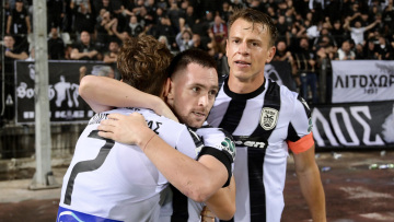 Ζωντανός για τον τίτλο ο ΠΑΟΚ, 2-0 τον Ολυμπιακό στην Τούμπα - Δείτε τα γκολ 
