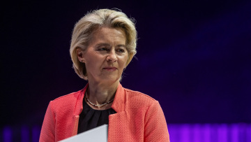 Αυστηρό μήνυμα Φον ντερ Λάιεν σε Βόρεια Μακεδονία: Υψίστης σημασίας ο σεβασμός στη Συμφωνία των Πρεσπών