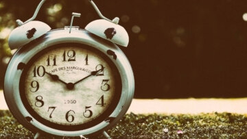 Αλλαγή ώρας - Μάρτιος 2026: Πότε γυρίζουμε τα ρολόγια μία ώρα μπροστά
