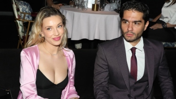 Γαρυφαλλιά Καληφώνη για Χρήστο Μάστορα: Δεν σκεφτόμαστε το επόμενο βήμα στη σχέση μας