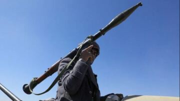  Ερυθρά Θάλασσα: Εμπορικό πλοίο υπέστη «ελαφριά» ζημιά όταν χτυπήθηκε από τους Χούθι