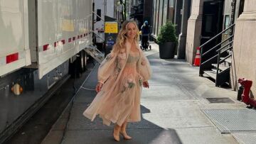 Σάρα Τζέσικα Πάρκερ: Οι πρώτες φωτογραφίες της στα γυρίσματα της σειράς «And Just Like That»