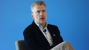 Σκέρτσος κατά Κασσελάκη για fake news στις τιμές του λαδιού και της φέτας: Αδίστακτος, θρασύς και επικίνδυνος