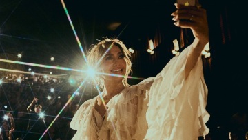 Τζένιφερ Λόπεζ: Με νέα, σέξι εμφάνιση, ενώ ο γάμος της μοιάζει να παραπαίει