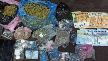 Η «Roxy» ξετρύπωσε ένα κιλό κάνναβης, κοκαΐνη και λαθραίο καπνό