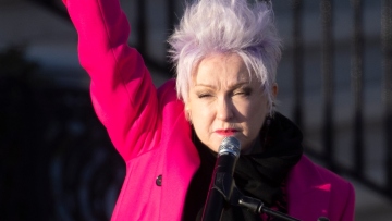 Σίντι Λόπερ: Ανακοίνωσε την αποχαιρετιστήρια περιοδεία της