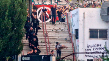 ΑΠΘ: Εκκενώθηκε κατάληψη από το στέκι Primavera - Δείτε βίντεο και φωτογραφίες