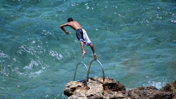 Καιρός: Πώς θα πάμε στις κάλπες για τις ευρωεκλογές την Κυριακή - Μυρίζει καύσωνας από την ερχόμενη Τρίτη