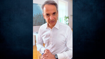 «Με συγχωρείτε για το clickbait»: Το νέο TikTok βίντεο του Μητσοτάκη για τον κυβερνητικό απολογισμό