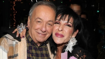 Σοφία Βόσσου σε Αντρέα Μικρούτσικο: Ακόμα σε αγαπάω απέραντα 