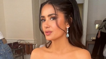 Σάλμα Χάγιεκ: Η φωτογραφία από τα παλιά που κατάφερε να βγάλει ξανά - Είναι σχεδόν ίδια