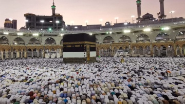 Σαουδική Αραβία: Περισσότεροι από 300.000 μη εγγεγραμμένοι προσκυνητές υποχρεώθηκαν να εγκαταλείψουν τη Μέκκα 