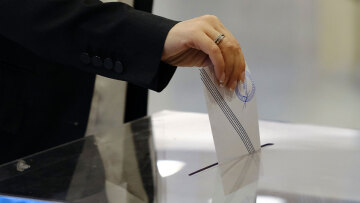 Metron Analysis: Στο 27% η ΝΔ με προβάδισμα 12,9 μονάδων από το ΠΑΣΟΚ,  18 μονάδες μπροστά ο Μητσοτάκης για την πρωθυπουργία