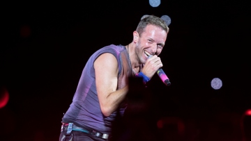 Coldplay: «Ευχαριστώ Αθήνα» - Η ανάρτηση των Coldplay και τα ελληνικά του Κρις Μάρτιν στο ΟΑΚΑ