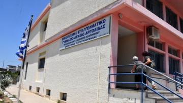 Ευρωεκλογές 2024: Πρωτοφανές περιστατικό στο Ναύπλιο - Έκλεισε εκλογικό τμήμα, απομακρύνθηκε δικαστικός αντιπρόσωπος