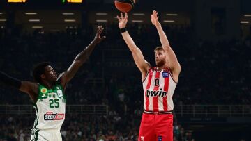 Πόλεμος ανακοινώσεων Παναθηναϊκού - Ολυμπιακού λίγο πριν τον 4ο τελικό