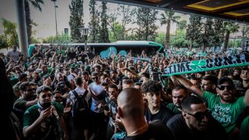 Απαγορευτικό της ΕΛΑΣ για συγκεντρώσεις οπαδών Ολυμπιακού, Παναθηναϊκού ενόψει του σημερινού τέταρτου τελικού της Basket League