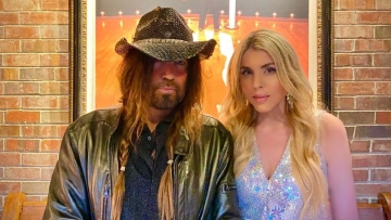 Μπίλι Ρέι Σάιρους: Διαζύγιο για τον τραγουδιστή μετά από 7 μήνες γάμου