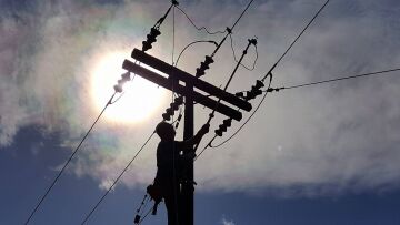 Διακοπές ρεύματος σε Αιγάλεω, Παιανία και Σπάτα
