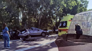 Ξάνθη: Θρήνος για τους τέσσερις νεκρούς στη σύγκρουση ΙΧ με λεωφορείο - Ήταν μόλις 20-25 ετών