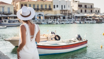 Στο 80% η πληρότητα στα ξενοδοχεία ενόψει του Αγίου Πνεύματος - 12.000 Τούρκοι τουρίστες αναμένονται στη Λέσβο