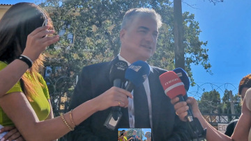 Θέμης Σοφός: Η Σοφία Πολυζωγοπούλου δέχτηκε 30 μπουνιές μέσα στο αυτοκίνητο από τον Απόστολο Λύτρα