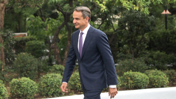 Restart με το βλέμμα στην πραγματική οικονομία από τον Μητσοτάκη - Σήμερα στο υπουργείο Αγροτικής Ανάπτυξης