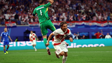 Έγραψε ιστορία ο Μόντριτς - Έγινε ο γηραιότερος σκόρερ στην ιστορία του Euro με το γκολ του κόντρα στην Ιταλία - Βίντεο