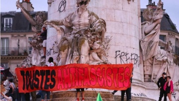 Διαδηλώσεις στη Γαλλία κατά της ακροδεξιάς, επεισόδια σε αρκετές πόλεις - Δείτε βίντεο 