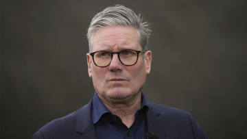 Εκλογές στη Βρετανία: Ποιος είναι ο Κιρ Στάρμερ που θα γίνει πρωθυπουργός - Η πορεία του μέχρι τη Ντάουνινγκ Στριτ