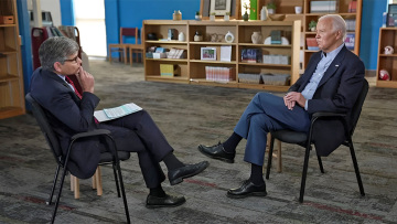 Μπάιντεν: Κανείς δεν είναι ικανότερος από μένα για να κερδίσει, θα παραιτηθώ μόνο αν μου το ζητήσει ο Θεός