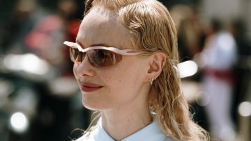 Wet Look: Πώς θα κάνετε το πιο cool χτένισμα της σεζόν