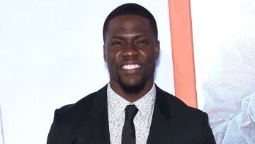 Κέβιν Χαρτ: Γιόρτασε στη Μύκονο τα 45α γενέθλιά του