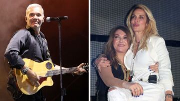 Ρόκκος: Συνοδεύει με την κιθάρα του τη Βίσση και τη Γαρμπή, ενώ τραγουδούν σε βίντεο από το 1995