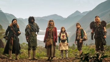 Time Bandits: Η Λίζα Κούντροου είναι η αρχηγός μιας συμμορίας κλεφτών στο τρέιλερ της νέας σειράς