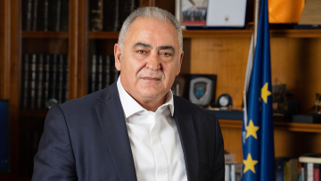 Χατζηθεοδοσίου: Ανεπίτρεπτο αυτό που γίνεται με τους λογαριασμούς ρεύματος επαγγελματιών 