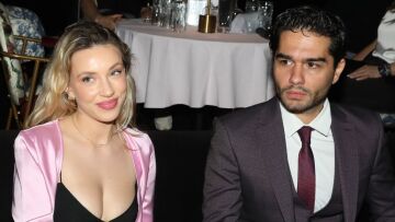 Γαρυφαλλιά Καληφώνη: Το στιγμιότυπο από την επίσκεψή της στη θάλασσα με τον Χρήστο Μάστορα