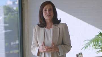 «Για ένα μεγάλο και κυβερνών ΠΑΣΟΚ»: Ανακοίνωσε την υποψηφιότητά της  η Άννα Διαμαντοπούλου