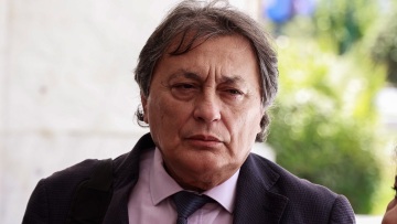 Αυλωνίτης (ΣΥΡΙΖΑ) για Πολάκη: Κακώς είπε το «βούλωστο» αλλά δεν είναι σεξιστικό, το ξεστομίζει για όλους
