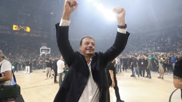 Παναθηναϊκός: Ο Γιαννακόπουλος προανήγγειλε νέο πενταετές συμβόλαιο του Αταμάν